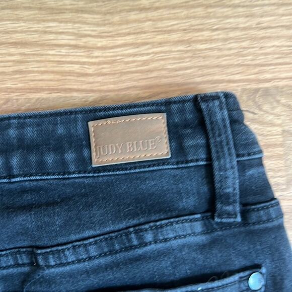 Judy Blue Black Skinny Distressed Jeans - Picture 9 of 9